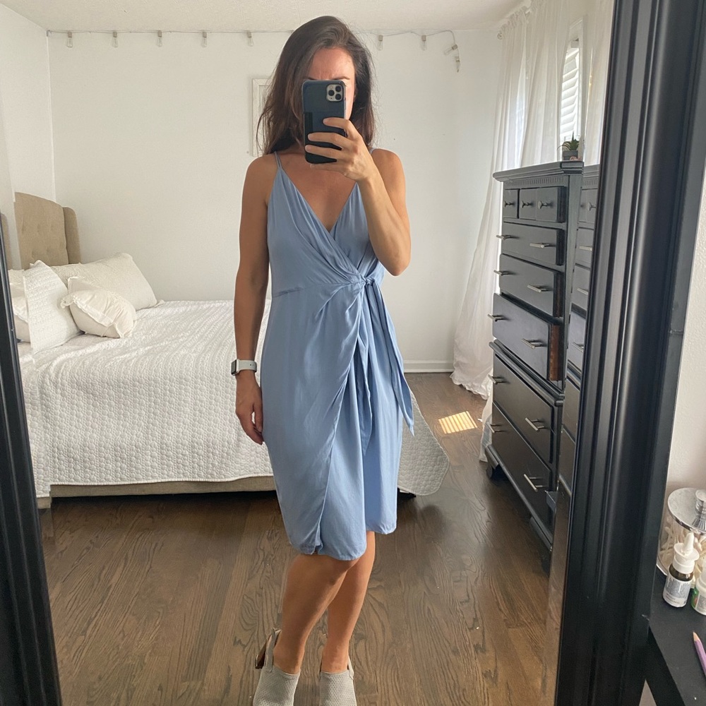 StyleStalkers light blue wrap dress, Medium knee length straps